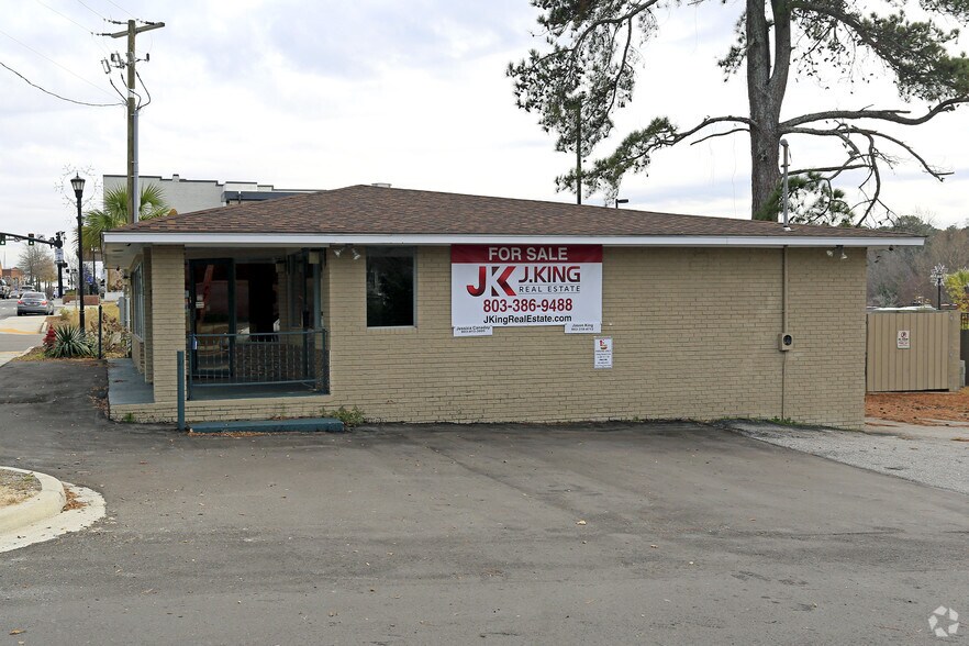 More Photos Of 115 W Main St, Lexington Restaurant For Sale