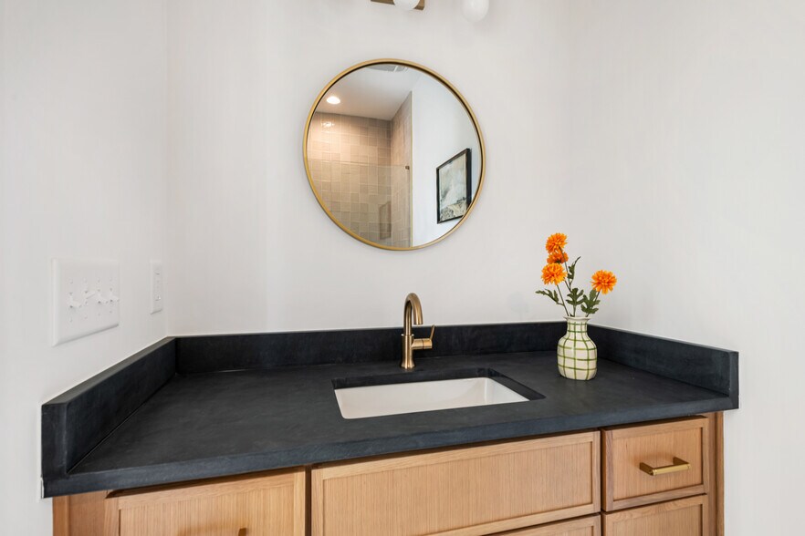 More Photos Of , Atlanta Multifamily For Sale