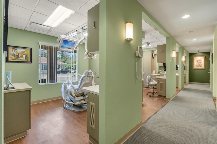More Photos Of 2410 Dyer Ln, Fremont Medical For Lease
