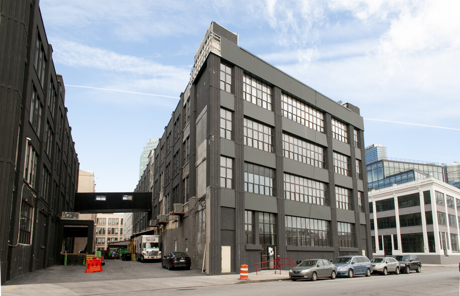 Primary Photo Of 47-32 Austell Pl, Long Island City Warehouse For Lease