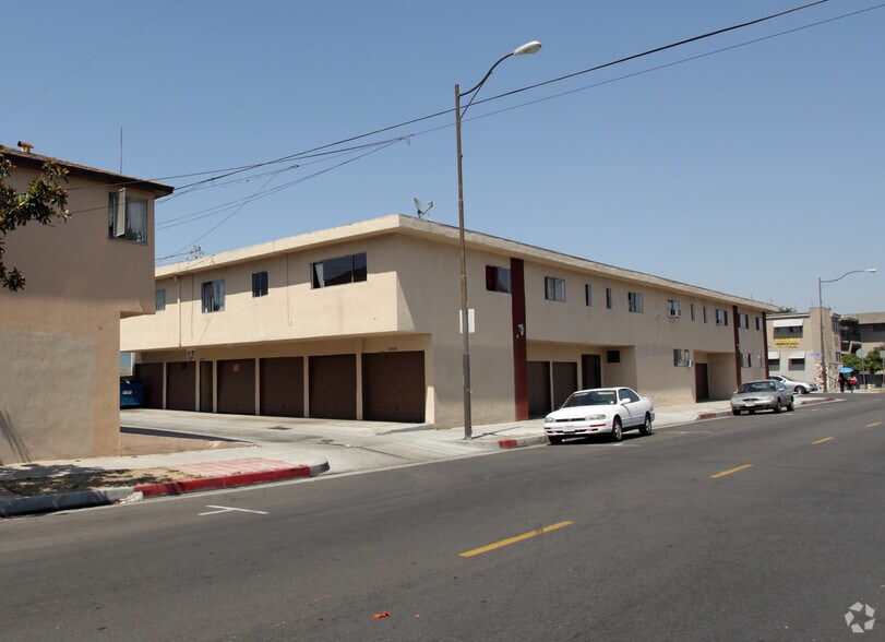 More Photos Of 6829 Malabar St, Huntington Park Apartments For Sale