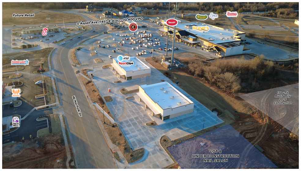 More Photos Of 1810 Norfolk, Broken Arrow Land For Lease