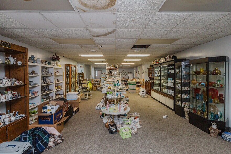 More Photos Of 920 Millington St, Winfield Storefront Retail Office For Sale