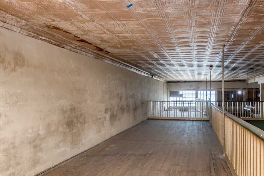 More Photos Of 1952 North St, Baton Rouge Storefront For Lease