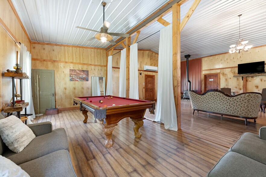 More Photos Of 80 S Sauty Rd, Guntersville Lodge Meeting Hall For Sale