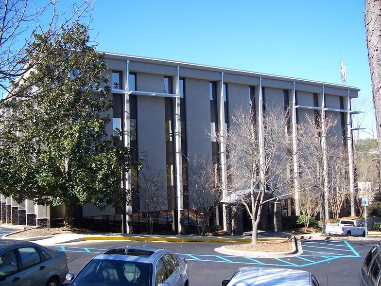 More Photos Of 400 Vestavia Pky, Birmingham Office For Lease