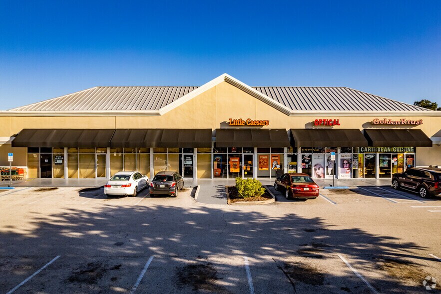 More Photos Of 1001-1015 W Vine St, Kissimmee Unknown For Lease