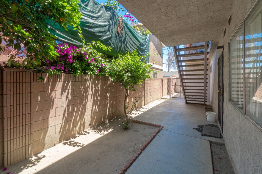 More Photos Of 12120 215th St, Hawaiian Gardens Apartments For Sale