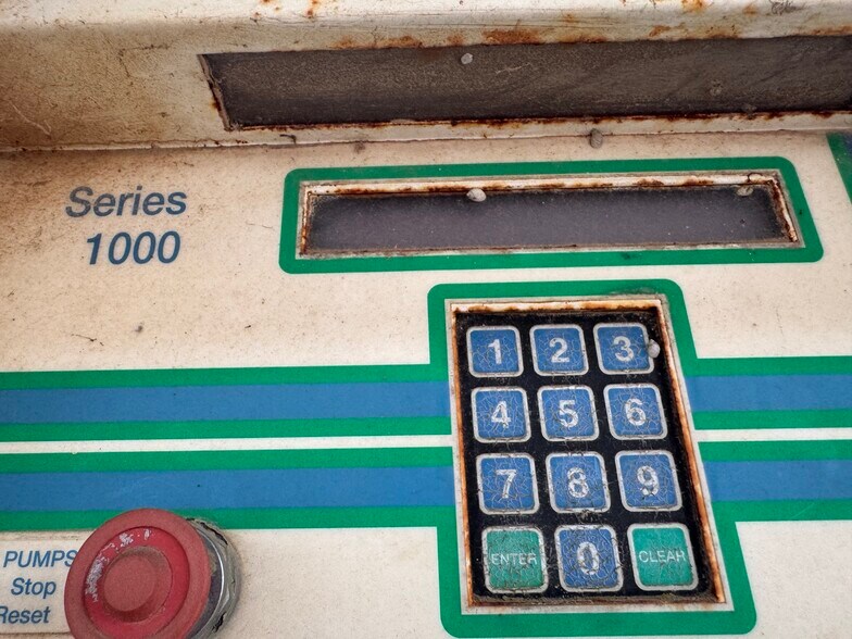 More Photos Of 9182 S US Highway 79, Palestine Service For Sale