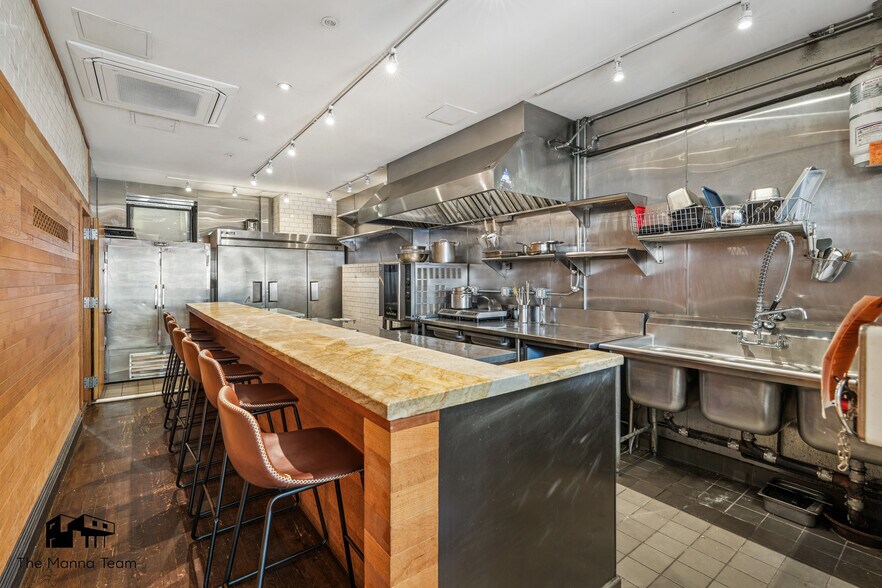 More Photos Of 290 Graham Ave, Brooklyn Storefront Retail Residential For Lease