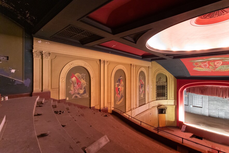 More Photos Of 401-411 N Main St, Pueblo Movie Theatre For Sale