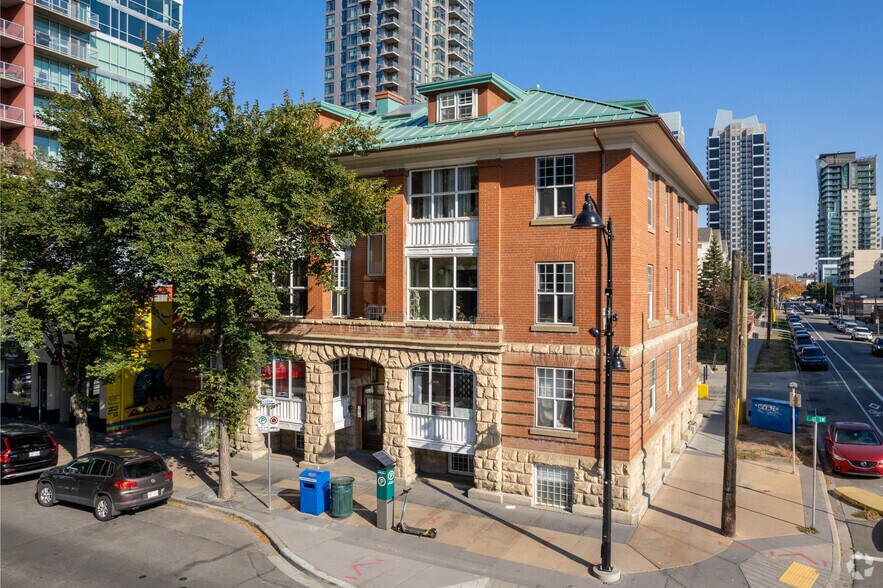 Primary Photo Of 1324 1st St SW, Calgary Apartments For Sale