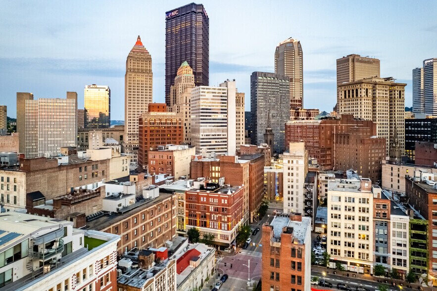 More Photos Of 900 Penn Ave, Pittsburgh Apartments For Lease