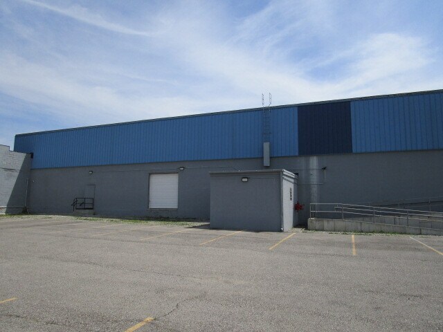 More Photos Of 554 S Center St, Adrian Industrial For Lease