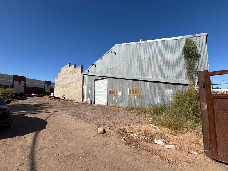More Photos Of 313 E Buckeye Rd, Phoenix Warehouse For Lease