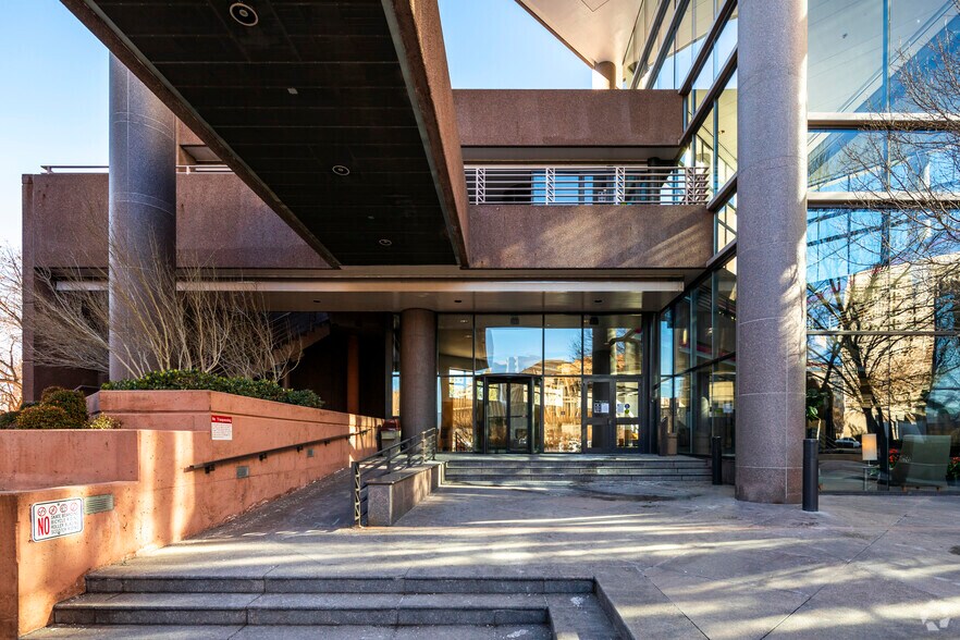 More Photos Of 500 Marquette Ave NW, Albuquerque Coworking Space