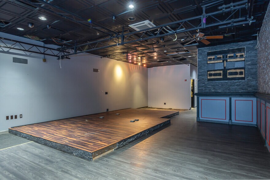 More Photos Of 102 Main St, Nyack Storefront Retail Residential For Lease