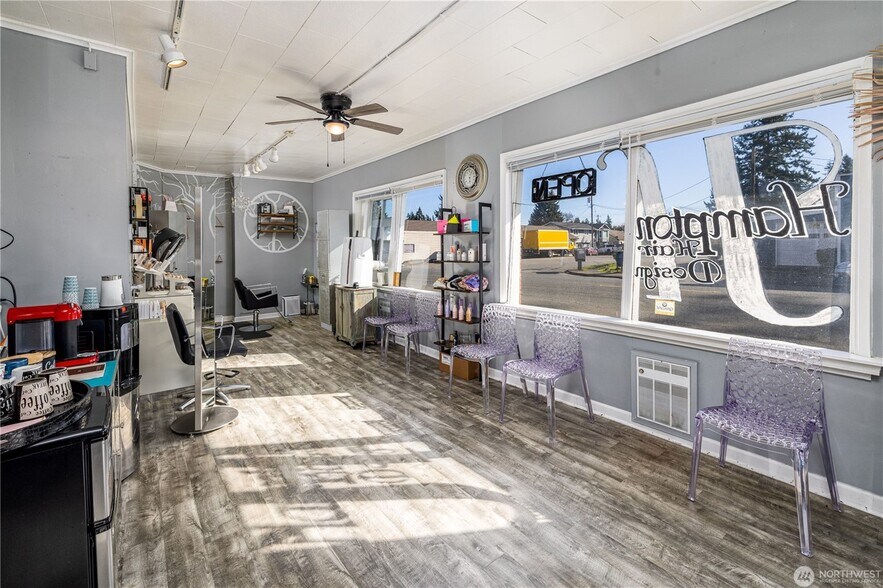 More Photos Of 2011 Madison St, Everett Storefront Retail Residential For Sale