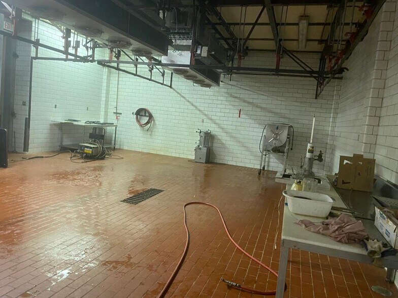 More Photos Of 120 Bridge St, Lock Haven Warehouse For Sale