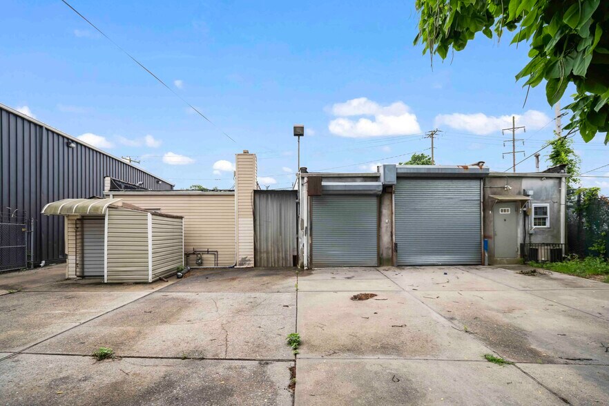 More Photos Of 507 Eagle Ave, West Hempstead Freestanding For Sale