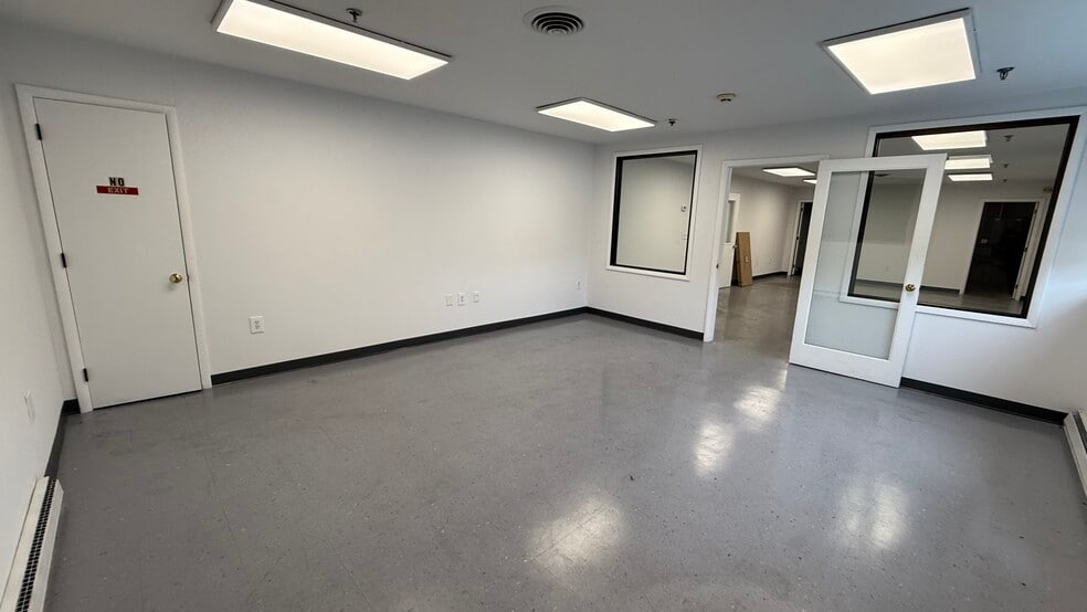 More Photos Of 125-155 Howard St, Phillipsburg Unknown For Lease