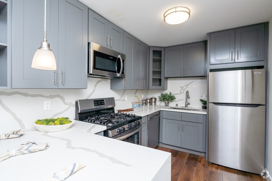 More Photos Of 4040-4060 S Hoover St, Los Angeles Apartments For Sale