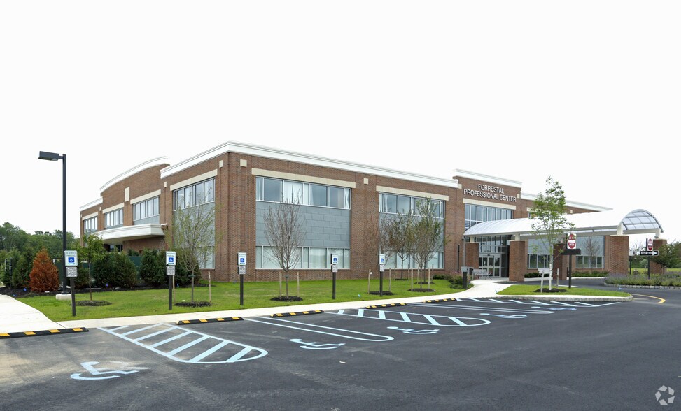 More Photos Of 10 Forrestal Rd S, Princeton Medical For Lease