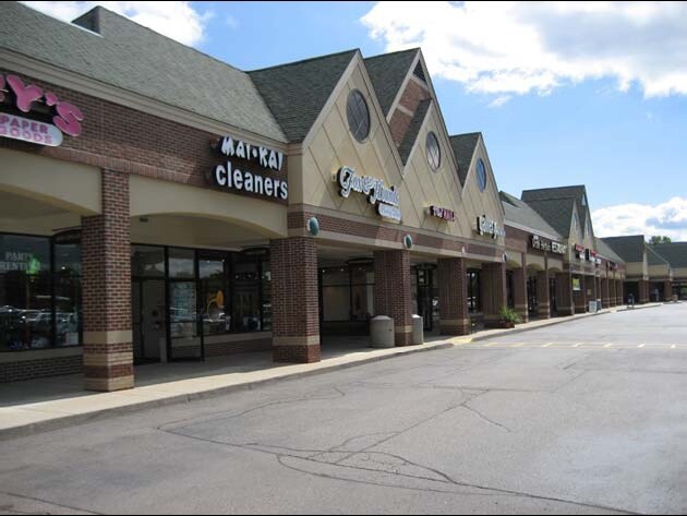 More Photos Of 4295-4395 Orchard Lake Rd, West Bloomfield Storefront For Lease