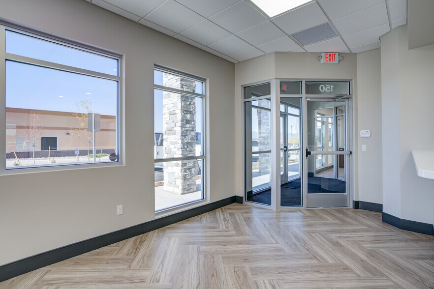 More Photos Of 4272 Promenade Dr, Colorado Springs Office For Lease