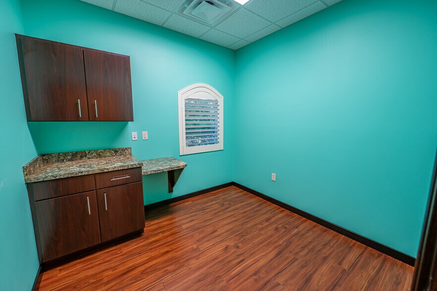 More Photos Of 8550 NE 138th Ln, The Villages Medical For Sale