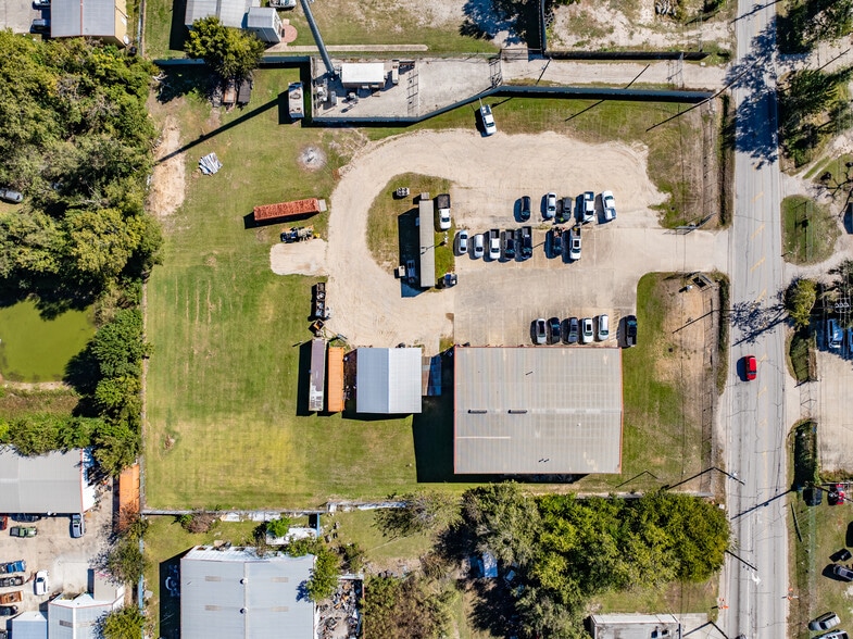 More Photos Of 7150 Breen Dr, Houston Warehouse For Sale