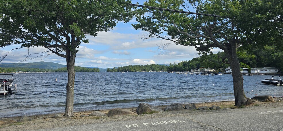 More Photos Of 150 Shore Dr, Bristol Restaurant For Sale