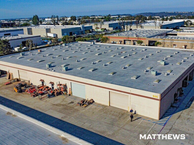 More Photos Of 935 Poinsettia Ave, Vista Manufacturing For Lease