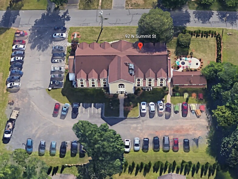 More Photos Of 92 N Summit St, Southington Medical For Lease