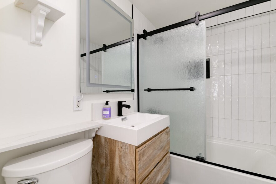 More Photos Of 2633 Ocean St, Carlsbad Apartments For Sale