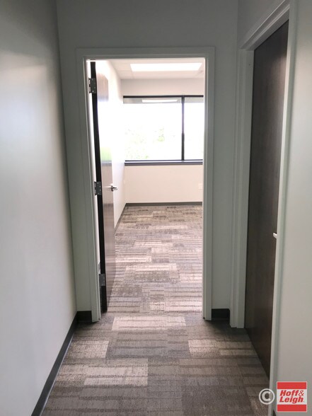 More Photos Of 1001 S Perry St, Castle Rock Medical For Sale