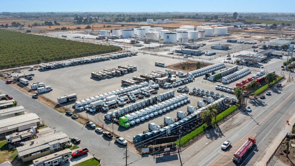 More Photos Of 2510 Central Ave, Fresno Land For Lease