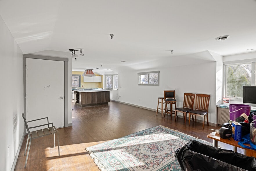 More Photos Of 1844 Depot St, Manchester Center Restaurant For Sale