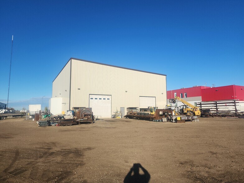 More Photos Of 26904 Acheson Rd, Acheson, Ab, Acheson Warehouse For Sale