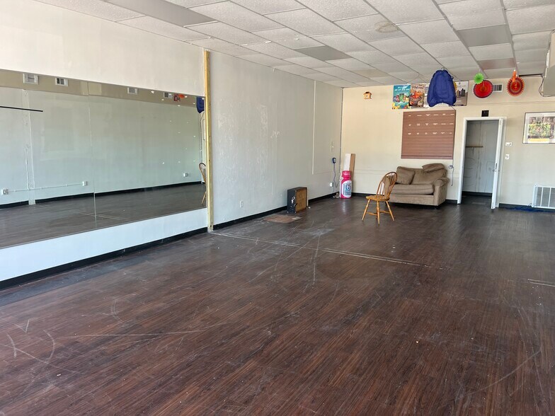 More Photos Of 1401-1417 Cleveland St, Clearwater Storefront Retail Office For Sale