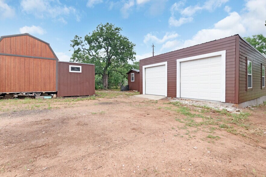 More Photos Of 310 Cortez Trl, Buchanan Dam Trailer Camper Park For Sale