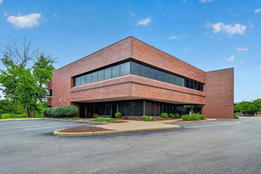 More Photos Of 8888 Ladue Rd, Ladue Medical For Lease
