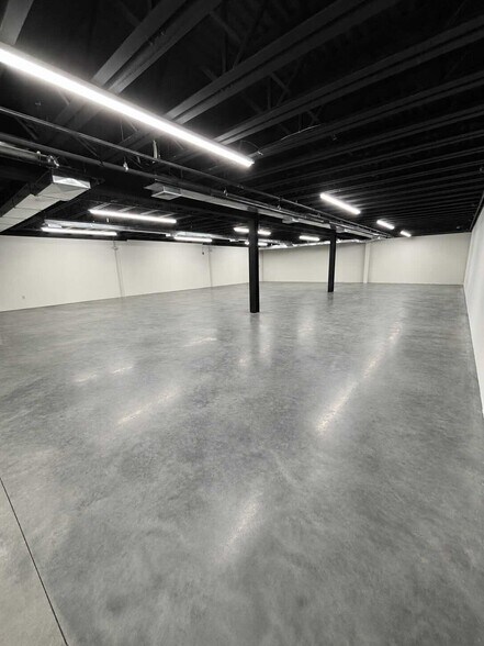 More Photos Of 151 River Rd, Montville Warehouse For Lease