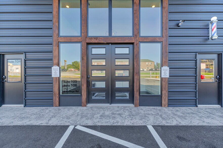 More Photos Of 116 College Rd, Pineville Light Distribution For Lease