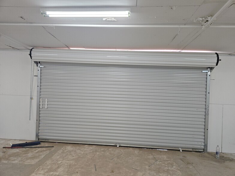More Photos Of 10135 S Barrackman Rd, Mohave Valley Light Distribution For Lease