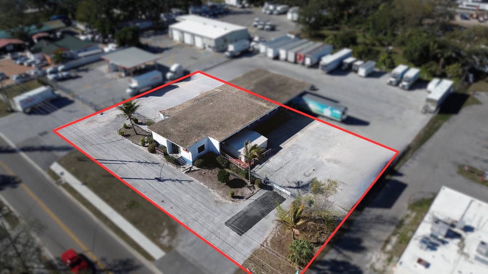 Primary Photo Of 1401 Whitfield Ave, Sarasota Warehouse For Lease