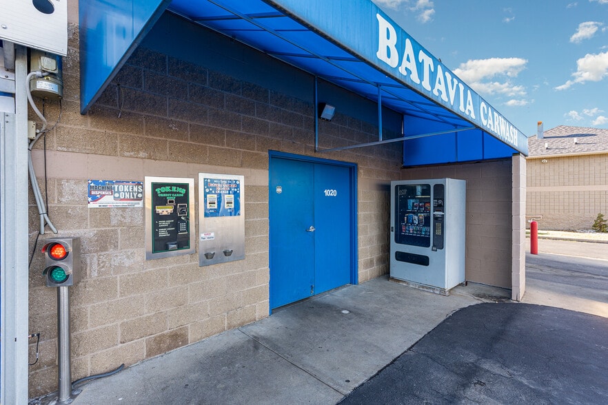More Photos Of 1012 Hospital Dr, Batavia Carwash For Sale