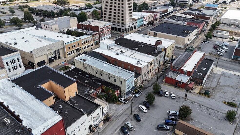 More Photos Of 1012 Noble St, Anniston Storefront Retail Office For Sale