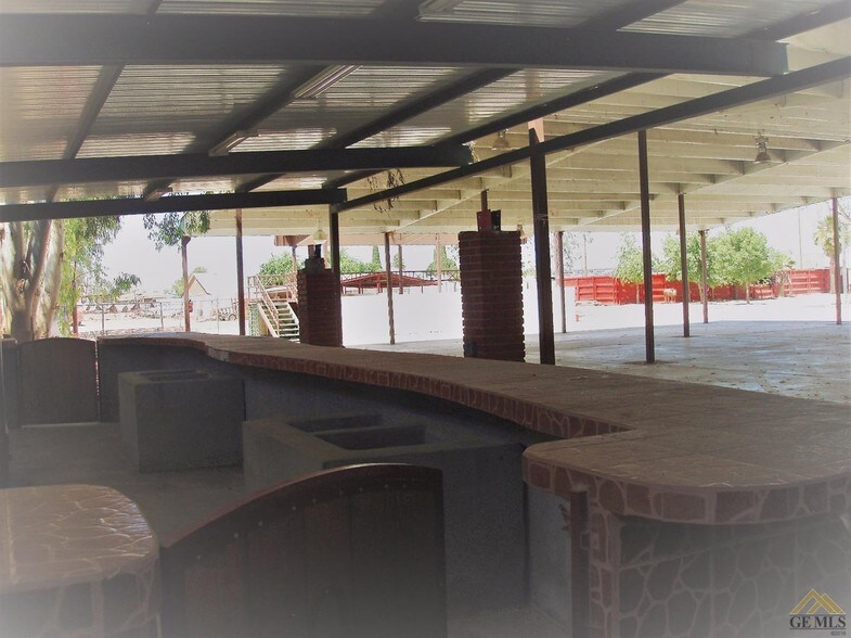 More Photos Of 11475 Garzoli Ave, Delano Horse Stables For Sale