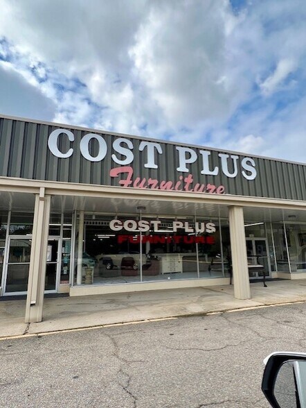 More Photos Of E Madison St @ E. Madison St., Bastrop Unknown For Lease